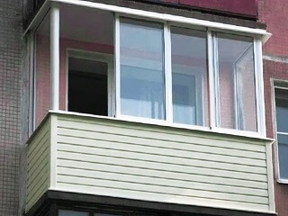 Остекление балкона в Красноярске