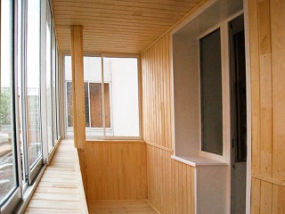 Отделка балкона в Красноярске